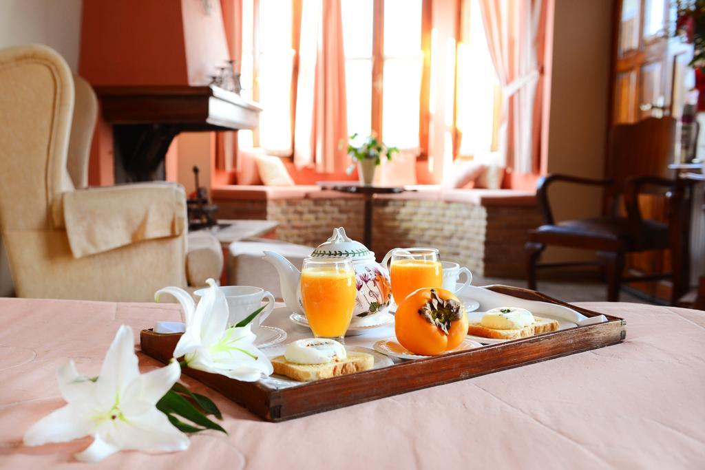 Ganimede Hotel, Галаксиди Экстерьер фото
